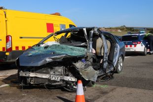  Un mort i un ferit greu en un xoc entre dos turismes a la C-31 a Ventalló