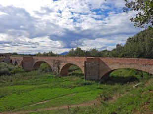 El Govern declara Bé Cultural d'Interès Nacional el Pont Vell de Castelló d'Empúries