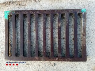 Detingut un home per robar 31 tapes d’embornals en diversos municipis del Pla de l’Estany