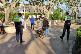 Vuit denunciats per tinença de drogues en un control a la plaça de l'Estació de Figueres