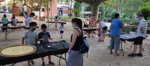 La 7a edició del Ludivers recupera els jocs tradicionals als jardins de la Devesa de Girona