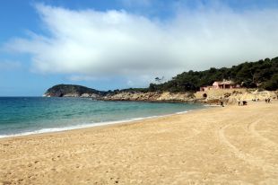 Nou platges gironines necessiten ser intervingudes amb caràcter d'urgència