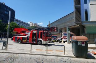 Evacuen els treballadors de la Delegació de la Generalitat a Girona per una alarma d'incendis