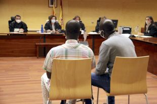Jutgen l'acusat d'abusar d'una nena a Salt i ensenyar-li el penis per videotrucada