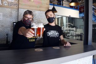 Els productors de cervesa artesana preveuen un bon estiu de vendes