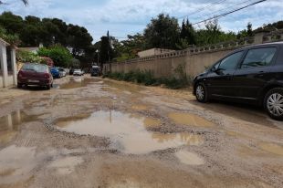 Una urbanització de Sant Martí d'Empúries denuncia deixadesa per part de l'Ajuntament
