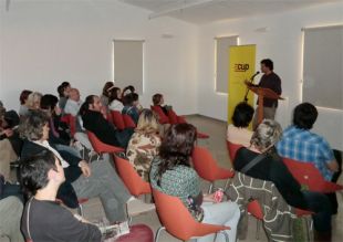 150 persones acompanyen la presentació de la CUP de Celrà