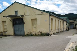 Gombrèn regularitza el lloguer d'una nau municipal que utilitza una tèxtil des dels anys 60
