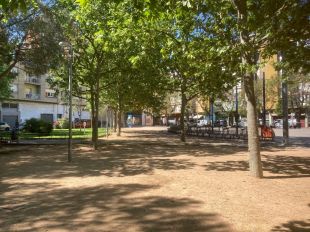 Salt aprova una modificació de crèdit de 450.000 euros per fer un equipament a Plaça Catalunya