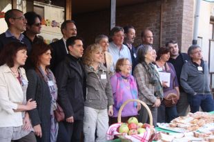Disset autors catalans llegeixen textos sobre l'Empordà com a aperitiu de la Diada de Sant Jordi 
