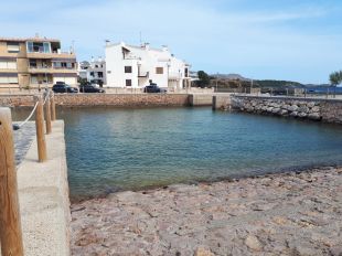 Acaben les obres d'adequació de la llotja de peix de Llançà