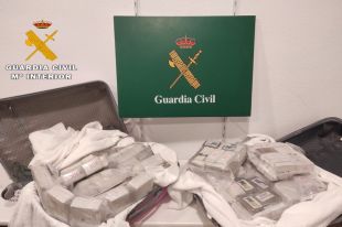 Detingut un jove que intentava passar la frontera a la Jonquera amb més de 50 quilos d'haixix