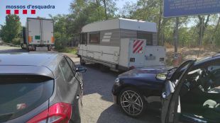 Tres detinguts a Vilobí d'Onyar per cometre dos robatoris en plena autopista
