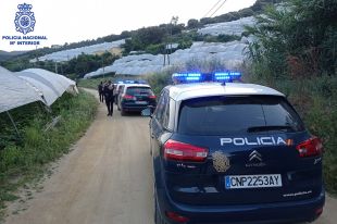 27 detinguts a Girona per falsificar contractes i regularitzar persones sense permís de residència