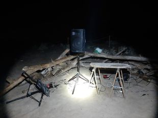 Desmantellada una macrofesta nocturna amb 400 persones convocades a la Gola del Ter