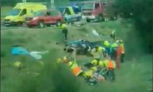 Dos ferits i cues de 5 quilòmetres per una sortida de via a la C-65 a Santa Cristina d'Aro