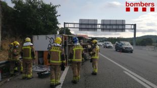 Una autocaravana accidentada genera cues de fins a 4 quilòmetres a l'AP-7 a Maçanet de la Selva