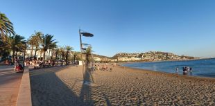 Mor ofegat un banyista de 75 anys a la platja del Rastrell de Roses