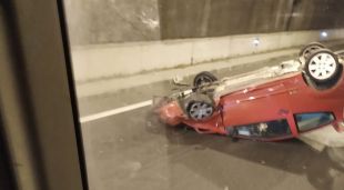 Un conductor ferit lleu en bolcar a l'Eix a Santa Coloma de Farners