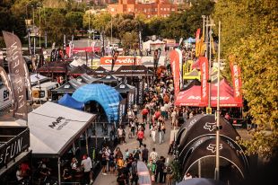 Unes 45.000 persones assisteixen al festival cicilista Sea Otter de Girona