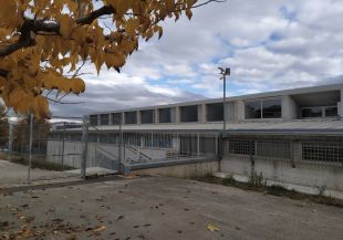 Entren a robar a l'IES Pla de l'Estany de Banyoles i s'emporten 80 ordinadors portàtils