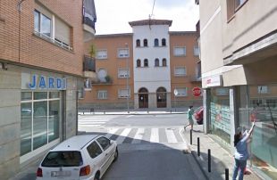 Un jove que conduïa begut atropella dos nois a Girona i es dóna a la fuga
