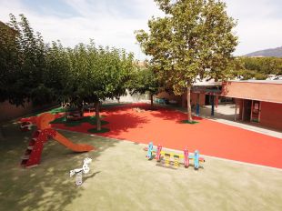 Roses renaturalitzarà els patis de les escoles públiques