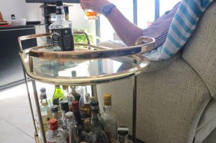 Creix l'addicció a l'alcohol, als ansiolítics i a les apostes en línia entre els gironins 