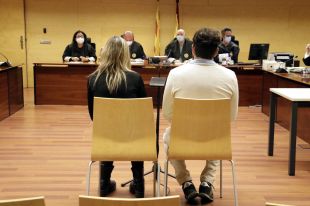 Condemnat un fals dentista de Girona per estafar 64 pacients i fer tractaments sense titulació