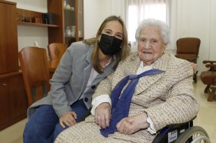 La veïna de Girona, Pilar Pla, celebra cent anys