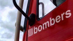 Els Bombers rescaten una excursionista ferida a Campdevànol