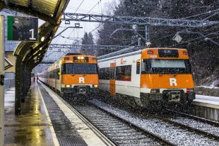 Renfe busca incorporar 97 nous maquinistes i 75 operadors comercials a Catalunya