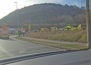 Ferit crític un home en ser atropellat a Olot
