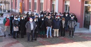 Concentració a Calonge contra el veí que atacava polítics i treballadors municipals per xarxes socials