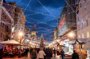 Europa afronta un Nadal ple de restriccions i cancel·lacions per la covid