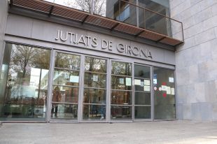 Surten en llibertat els dos detinguts a Salt per tinença il·lícita d'explosius i armes