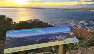 Roses senyalitza vuit miradors amb les millors vistes de la badia