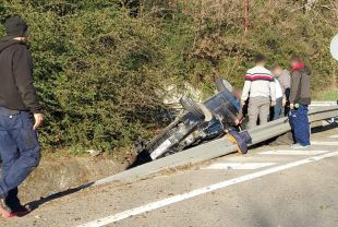 Un ferit en una sortida de via a la C-66 a Cornellà del Terri