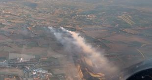 Estabilitzat l'incendi de Peralada que ja ha cremat 31 hectàrees de vegetació