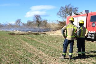 Controlat l'incendi de Peralada que ha cremat unes 31 hectàrees en total