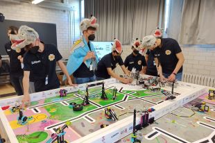 La First Lego League torna a Girona amb el repte d'innovar en el transport