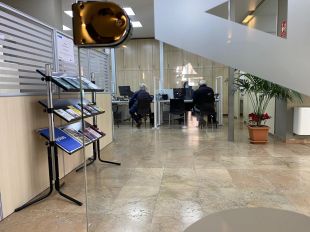 Més del 70% de les consultes a l’OAC de Banyoles són amb cita prèvia