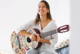 Alérgicas al Polen, Salva Racero i Sara Roy als 3ers Vermuts Musicals de Vilablareix