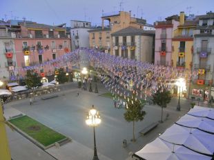 Olot impulsa la rehabilitació de la plaça Major amb una inversió de 500.000 euros