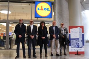 La cooperativa Campllong arriba a un acord amb Lidl per vendre llet de Km0 a un preu just per als ramaders