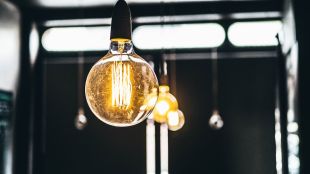 Endesa incrementa un 55% els beneficiaris del bo social a les comarques gironines respecte al 2020