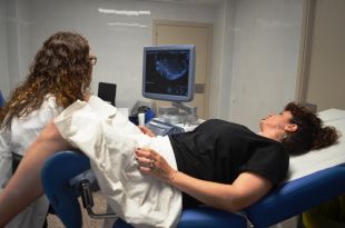 La Unitat d’Endometriosi de Girona ha atès 253 pacients noves i ha fet 62 intervencions en tres anys