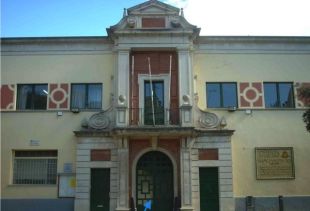 Ferida una alumna de l'IES Ramon Muntaner de Figueres en una explosió al laboratori