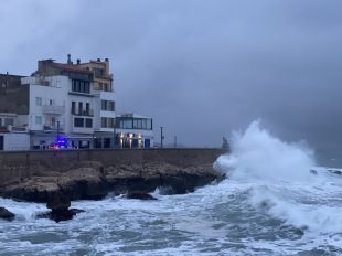 Protecció Civil posa en alerta el pla Inuncat per les fortes pluges a l'Alt Empordà