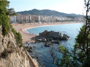 Mor apunyalat un adolescent de 15 anys a Lloret de Mar
